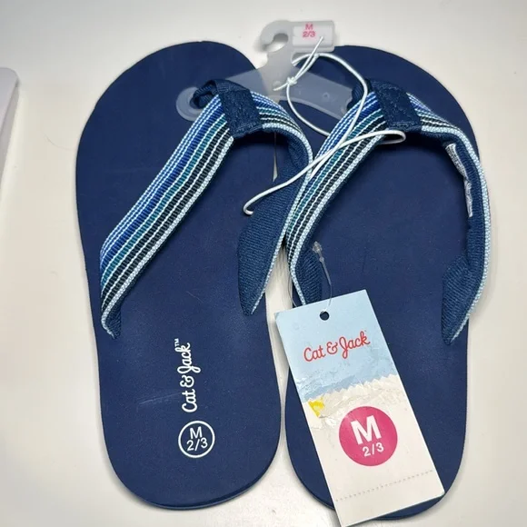 Cat & Jack Girls Blue Flip Flops – Size M (2/3) - Picture 3 of 5